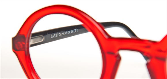 Gabrich Handarbeitsbrille - Bügel im Detail